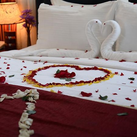 Lazaani Hotel Colombo Eksteriør billede